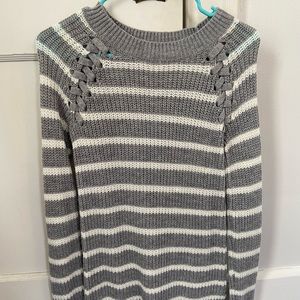 Women’s sweater